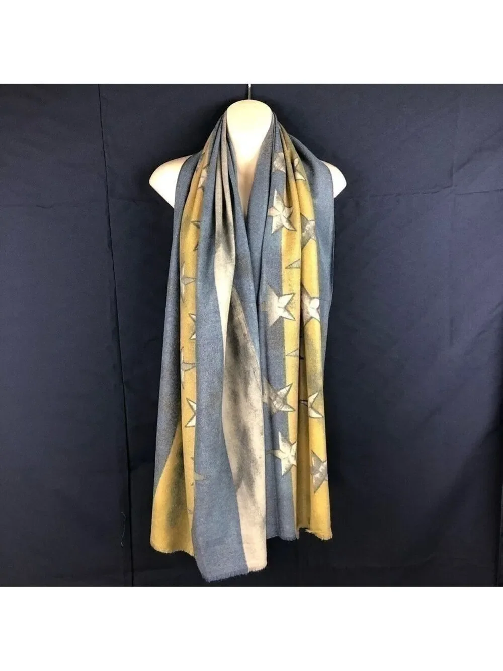 N/A fringed hem